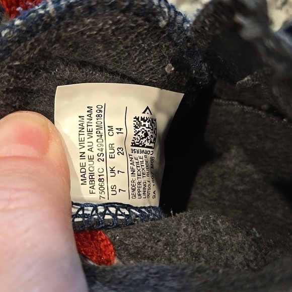 CONVERSE CHUCK TAYLOR SIDE ZIP QUILTED HI-TOP SNEAKERS. SZ 7 - Picture 4 of 9